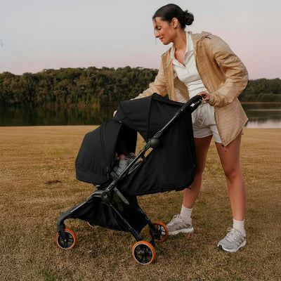 Cocoon para Recém-Nascido Oslo Maxi-Cosi Essential Black Sport - Uso exclusivo como complemento